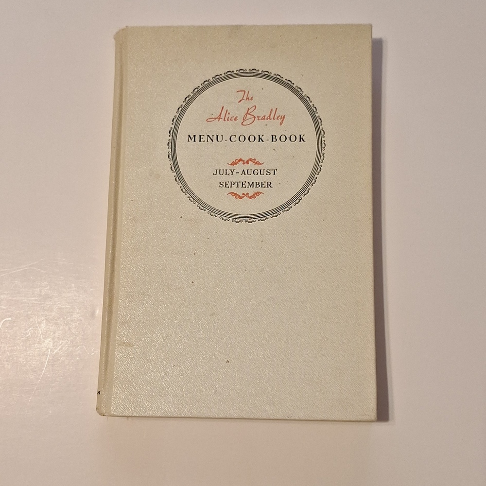 Menu Cook Book - Classic Beige